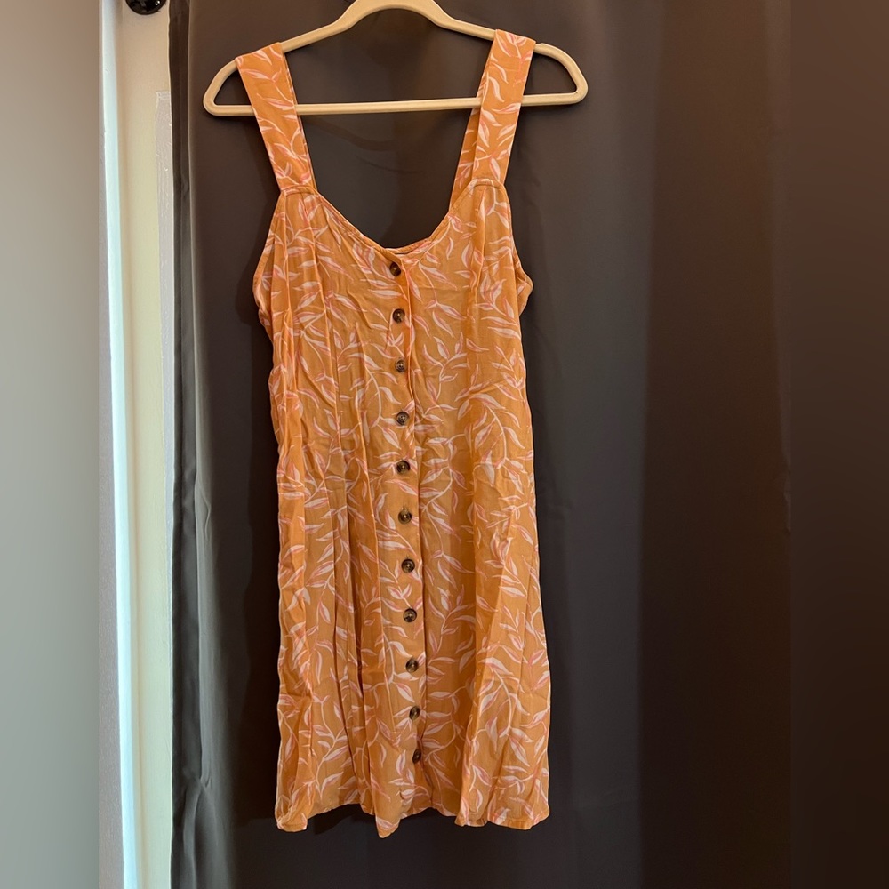 *NEVER WORN* Small, Amuse Society dress!